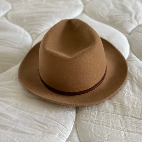 Mallory by Stetson in Tan Size 7 1/2 main image 5